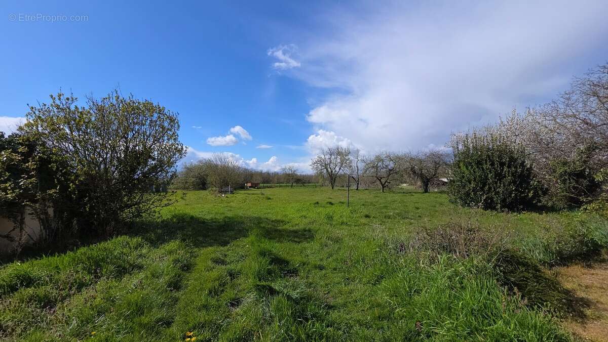 Maison à BRAGNY-SUR-SAONE