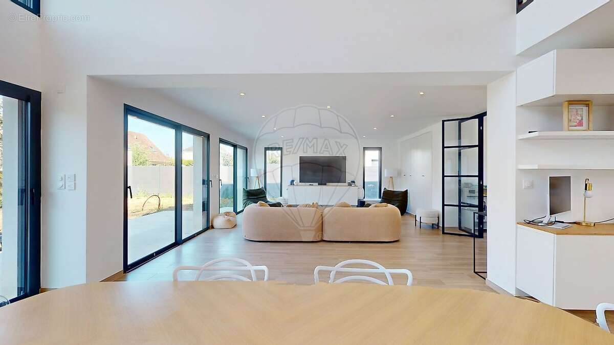 Maison à MEUNG-SUR-LOIRE