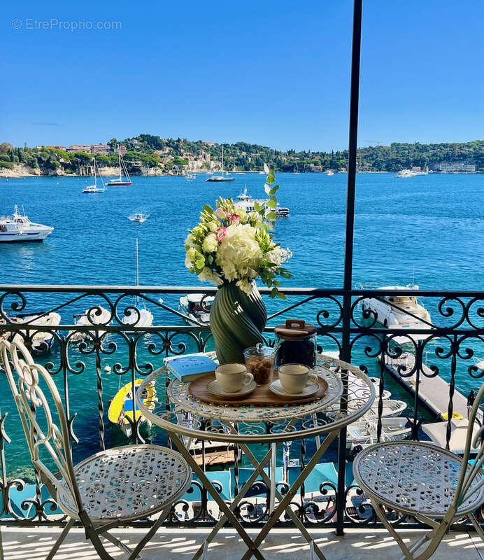 Appartement à VILLEFRANCHE-SUR-MER