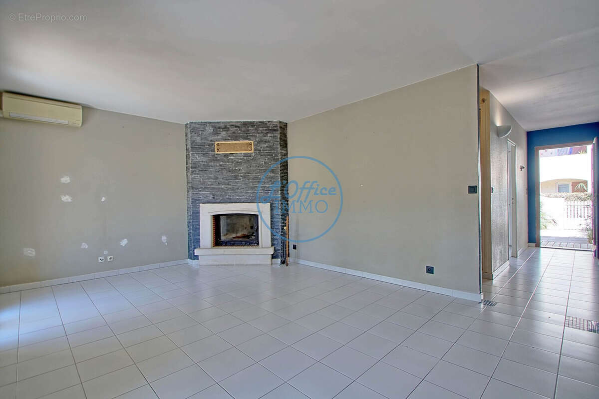 Appartement à LE PRADET