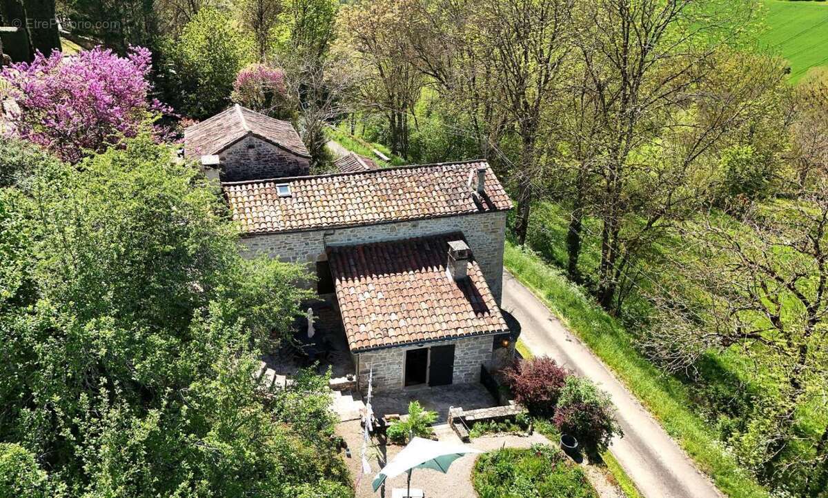 Maison à CAYLUS