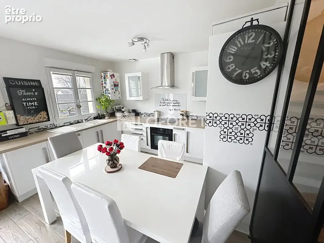Maison Orgeval 4 pièce(s) 94 m2 - photo 1