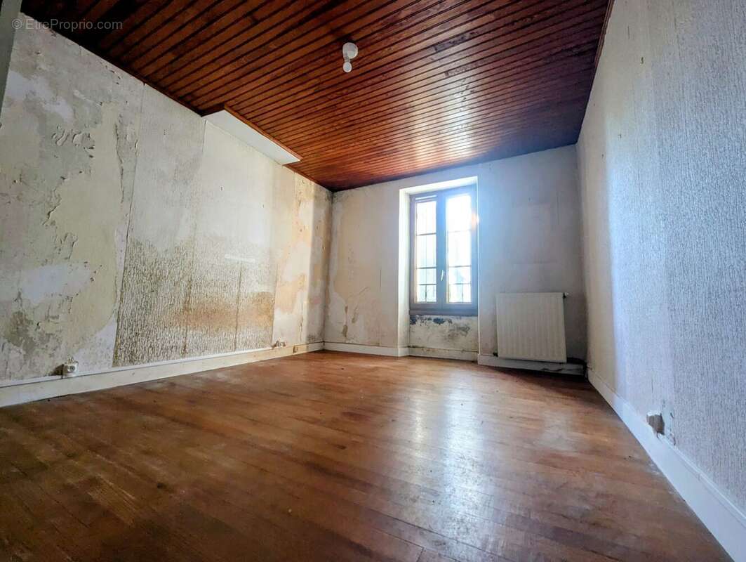 R+1- Chambre 1