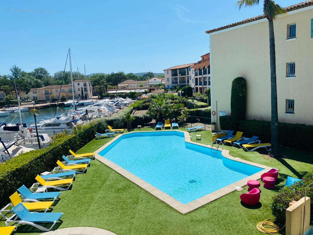 Appartement à COGOLIN