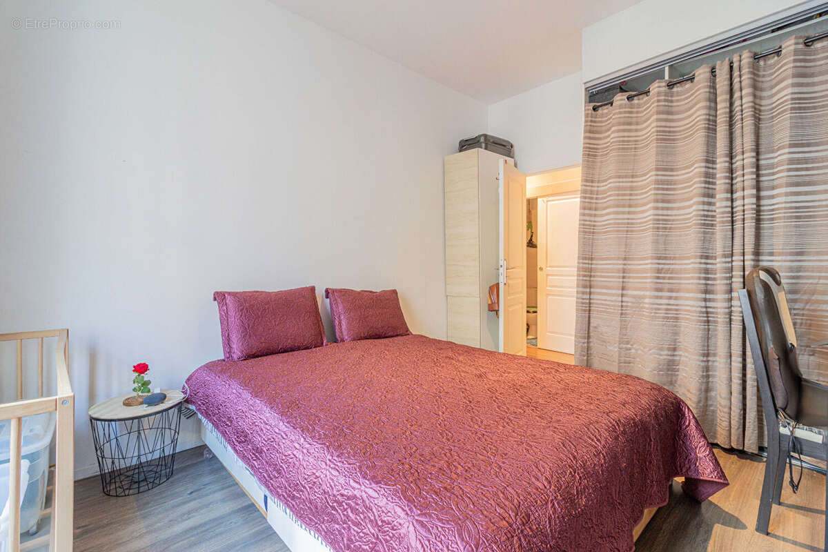 Appartement à MARSEILLE-2E