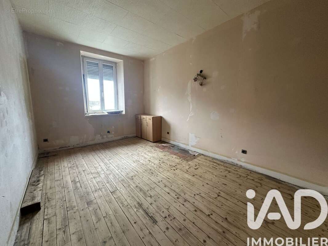 Maison 250 m² à Pruniers  - photo 6