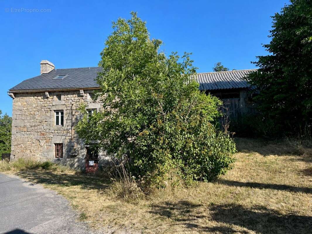 Maison à ALBARET-LE-COMTAL