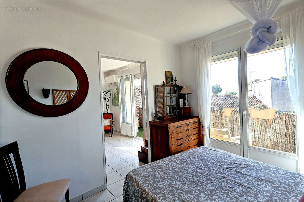 Appartement à MAUGUIO