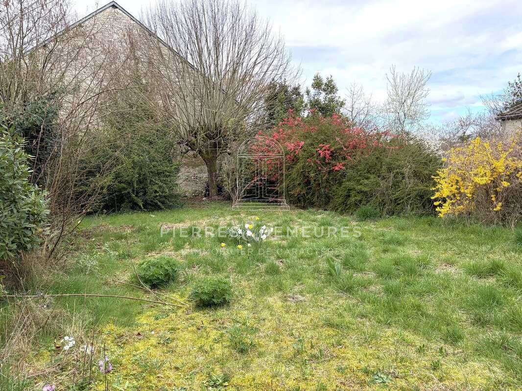 Maison à CHATEAUNEUF-SUR-CHER
