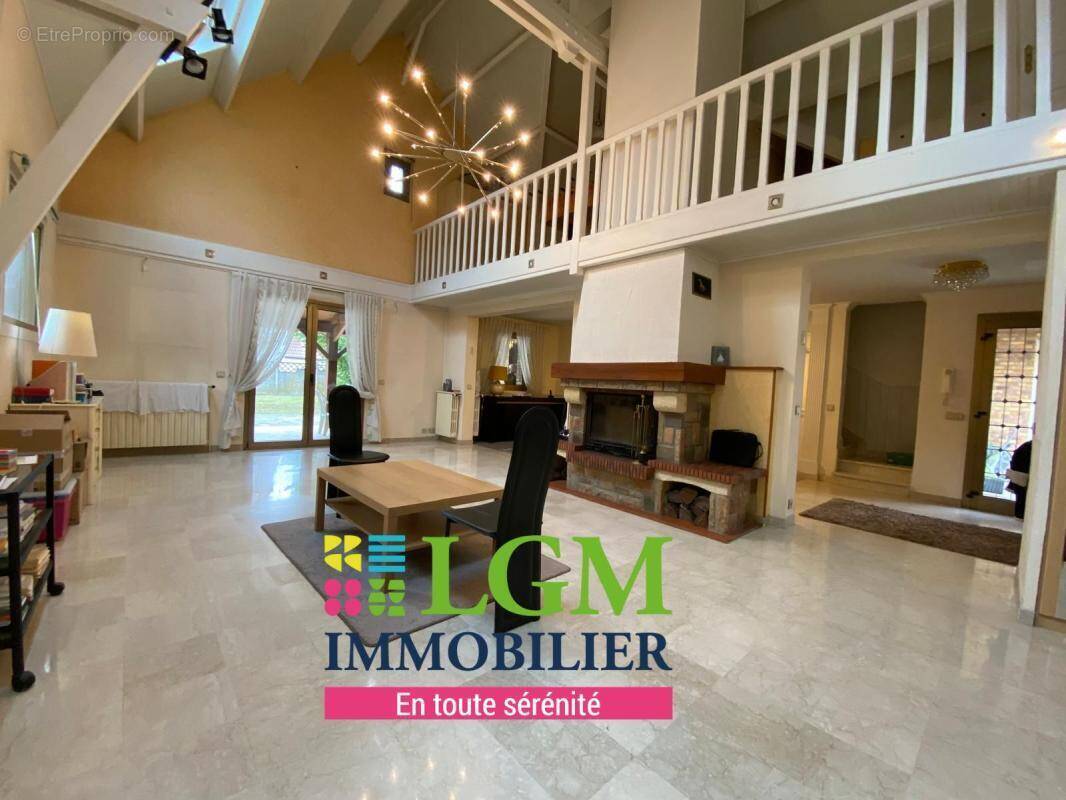 Maison à SAINT-BRICE-SOUS-FORET