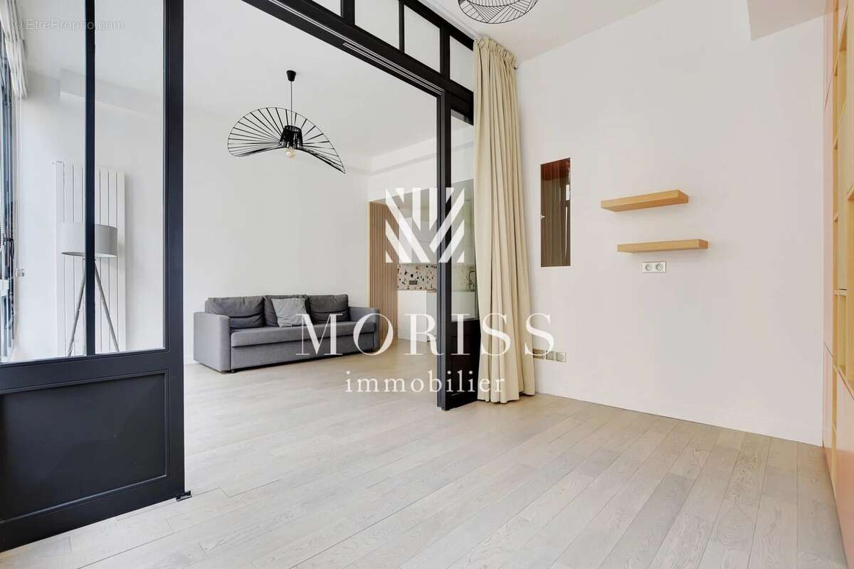 Appartement à PARIS-18E