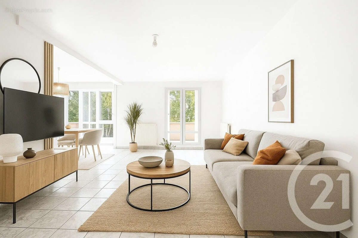 Appartement à MOISSY-CRAMAYEL