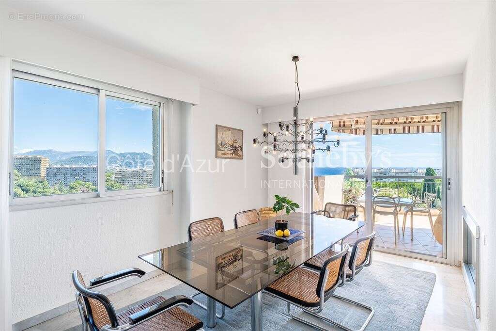Appartement à NICE