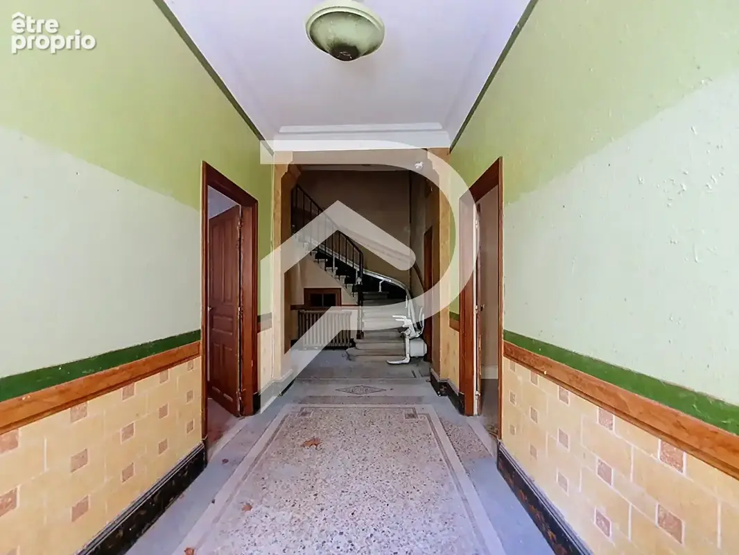 Maison et terrain constructible à vendre Sauzet 12 pièce(s) 276 m2 - photo 9