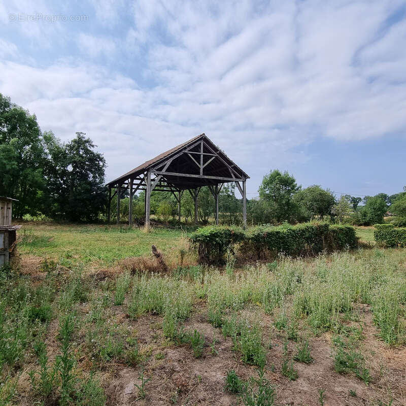 Maison à SAINTE-SEVERE-SUR-INDRE