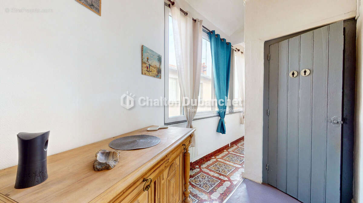 Roanne - appartement t3 64 m² hyper centre - photo 7