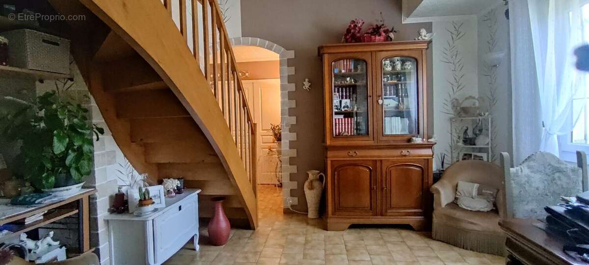 Maison 110 m² à Tours  - photo 7