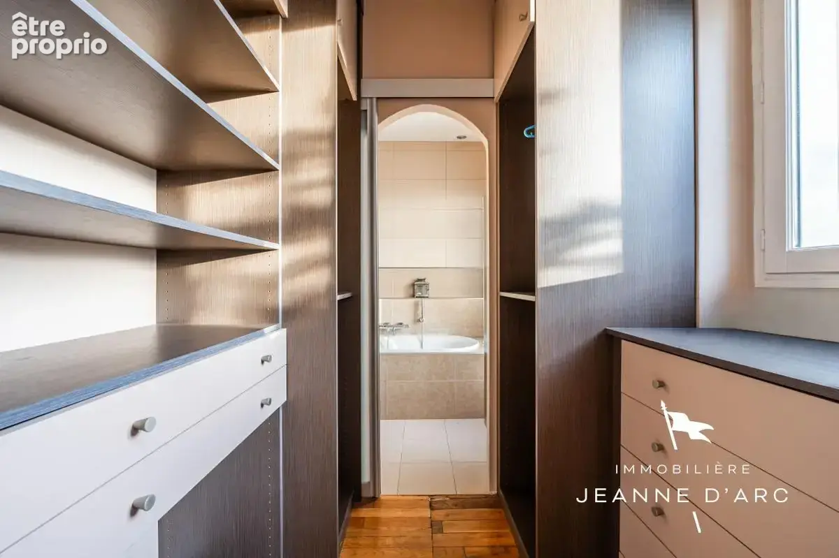 Versailles - place de la loi - maison de 238 m² au sol - 7 chambres - jardin - garage - photo 20