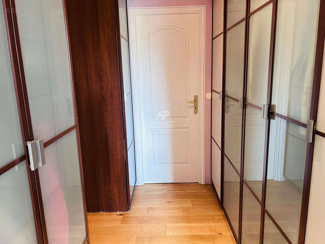 Maison Vaux Sur Seine 8 pièce(s) 203 m2 - photo 17
