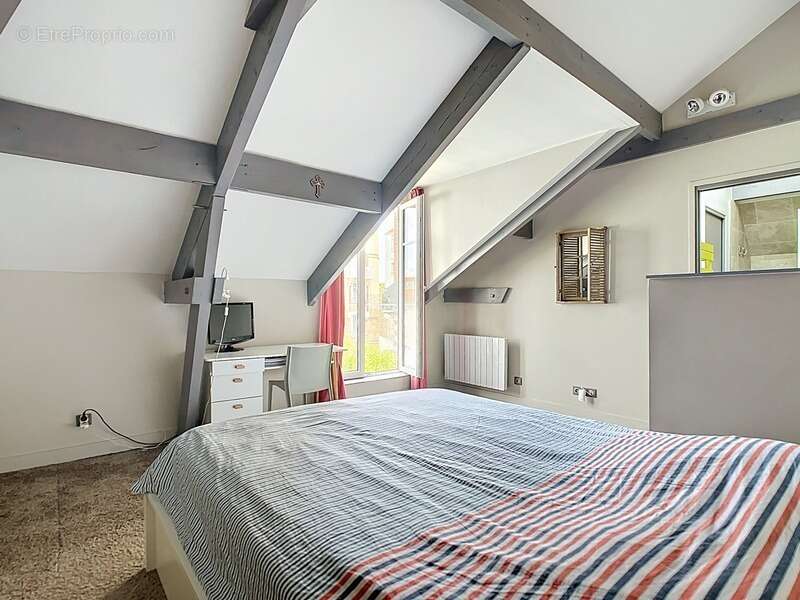 Maison à ASNIERES-SUR-SEINE