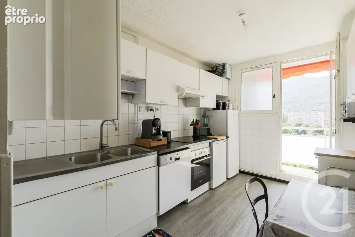 Appartement 4 pièces 66 m² à vendre à Seyssins (38180) - photo 5