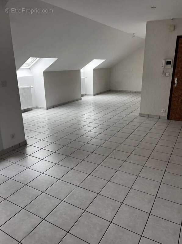 Appartement T3 - 84.17m² -  avec Terrasse et Places de parking privées - photo 6