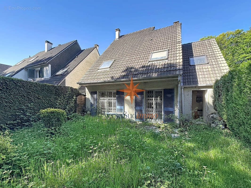 Maison à CHAMPS-SUR-MARNE