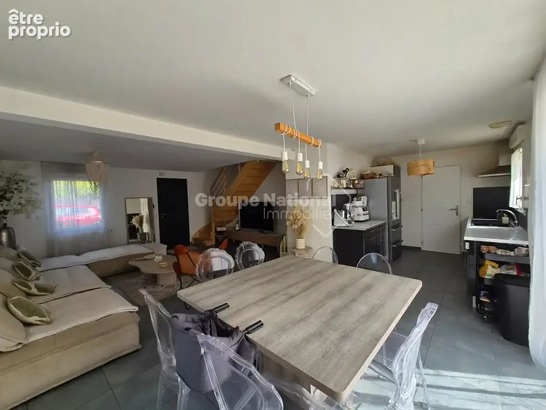 Maison Joue Les Tours 5 pièce(s) 104 m2 - photo 2