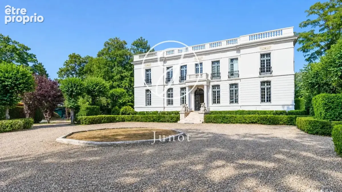 Anet - EURE-ET-LOIR - Château néoclassique au bord de l'Eure - photo 8