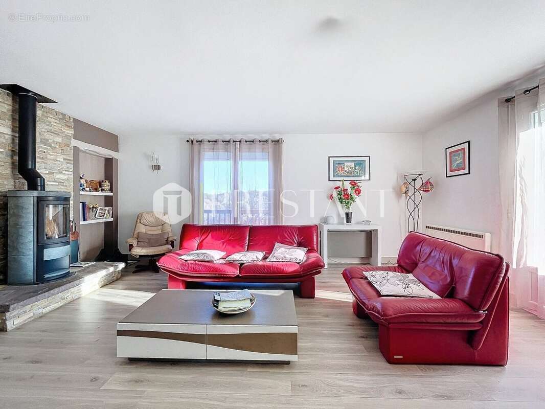 Maison à BASSUSSARRY