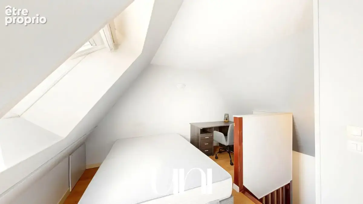 Appartement 2 pièces de 26,72 m2 en triplex - BAYEUX centre - photo 6