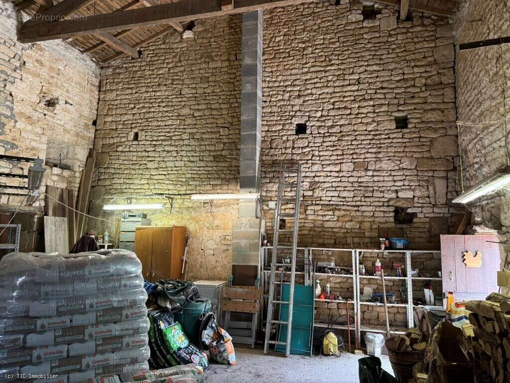 Maison à RUFFEC