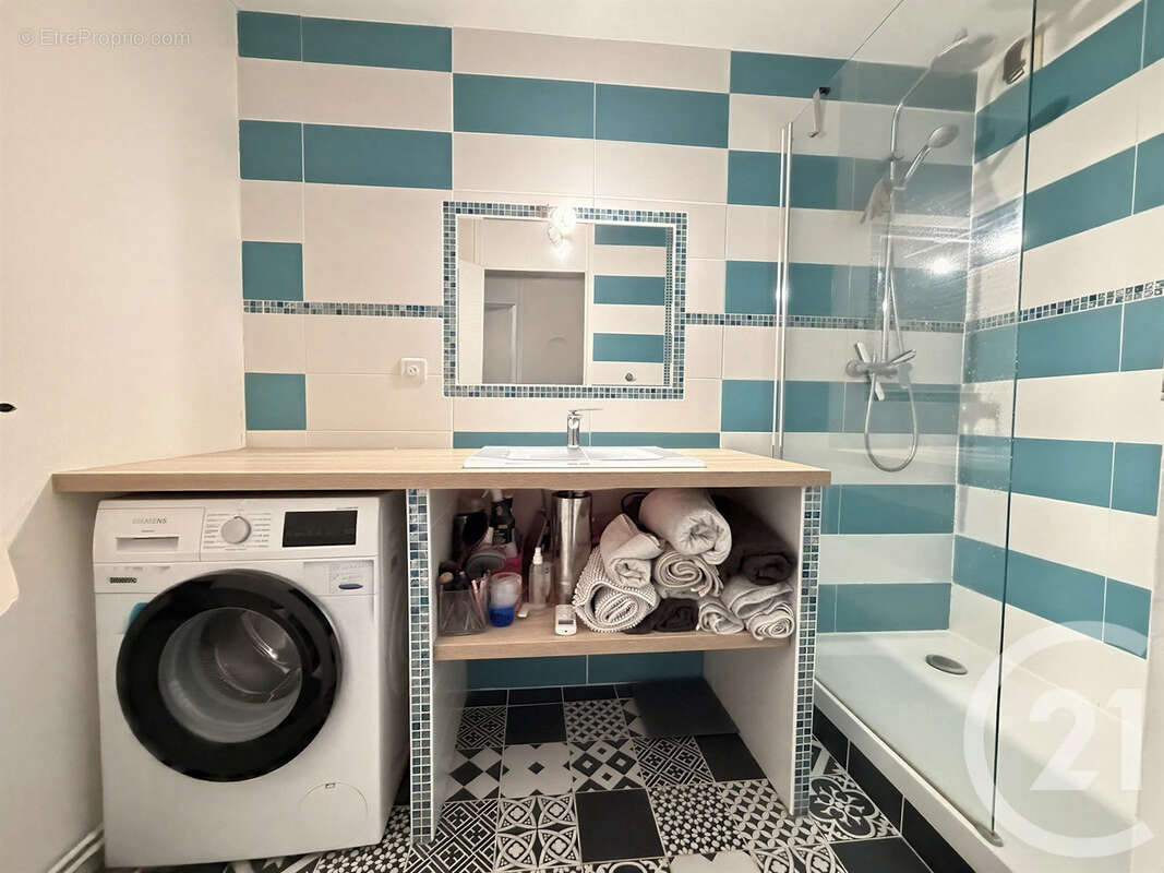 Appartement 65 m² à Begles  - photo 9