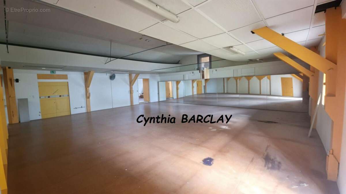 Commerce à SCHOELCHER