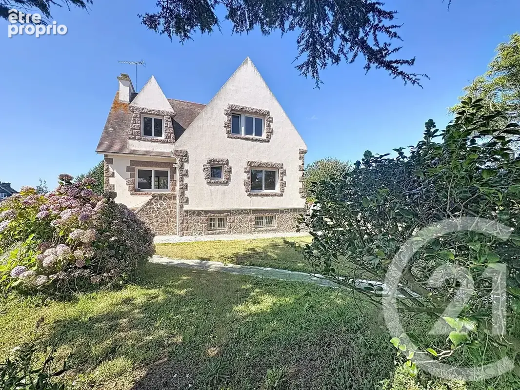 Maison à TRELEVERN