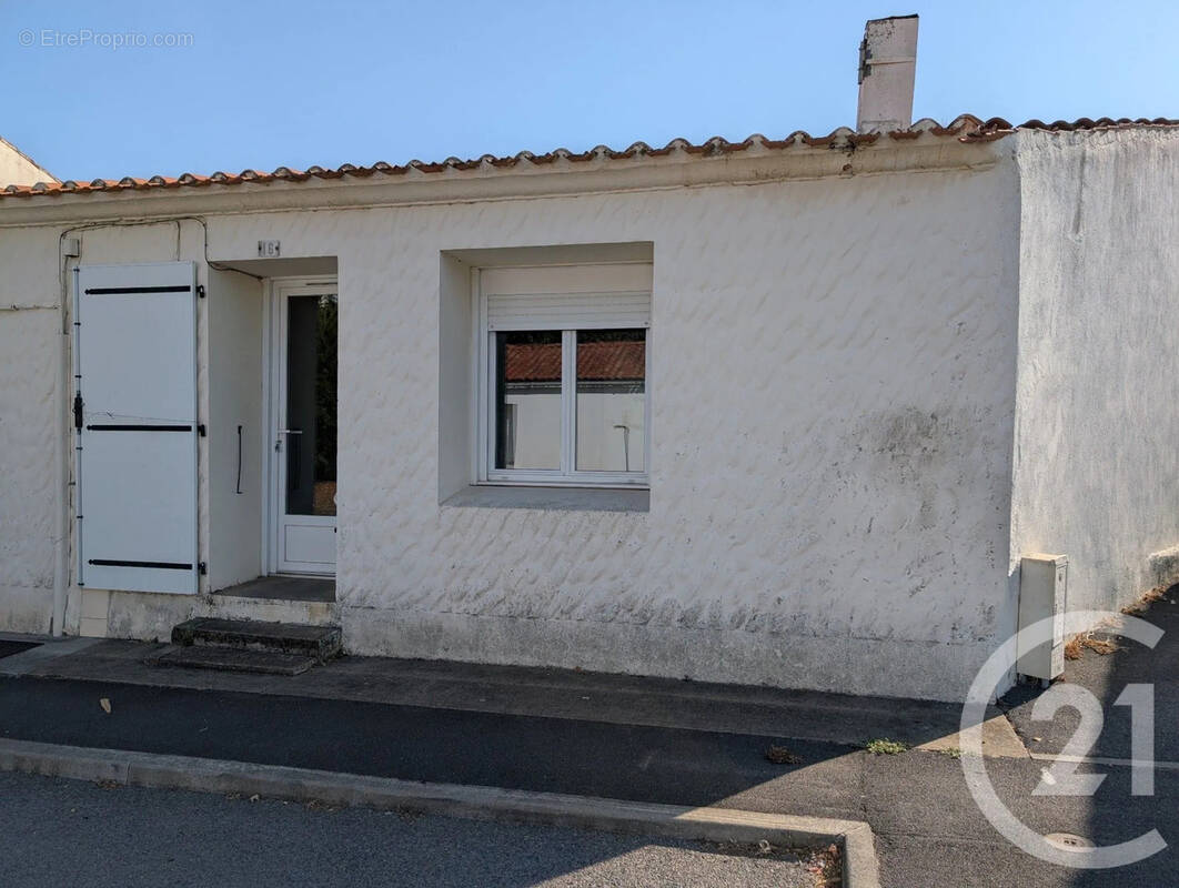 Maison à TALMONT-SAINT-HILAIRE
