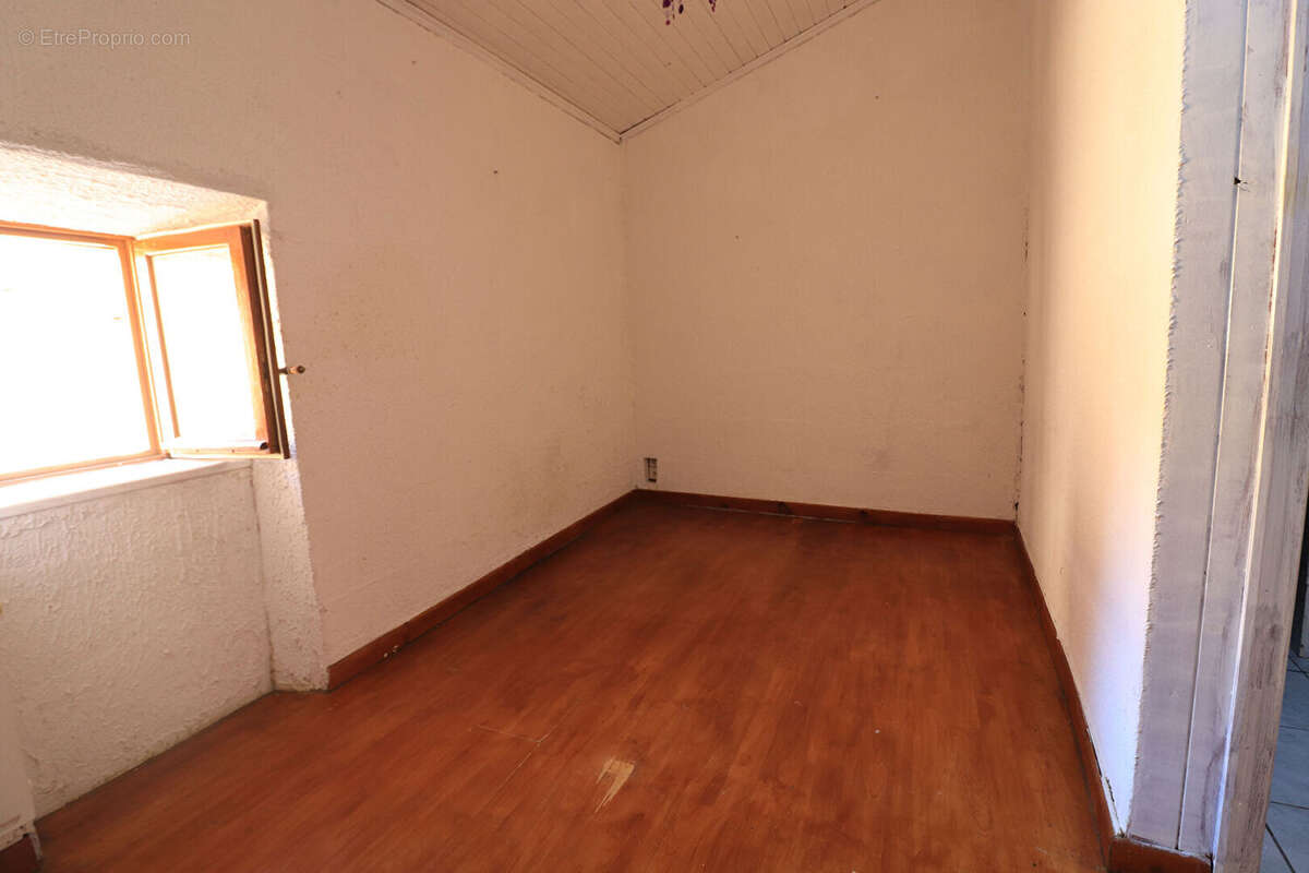 Maison à VILLESPASSANS