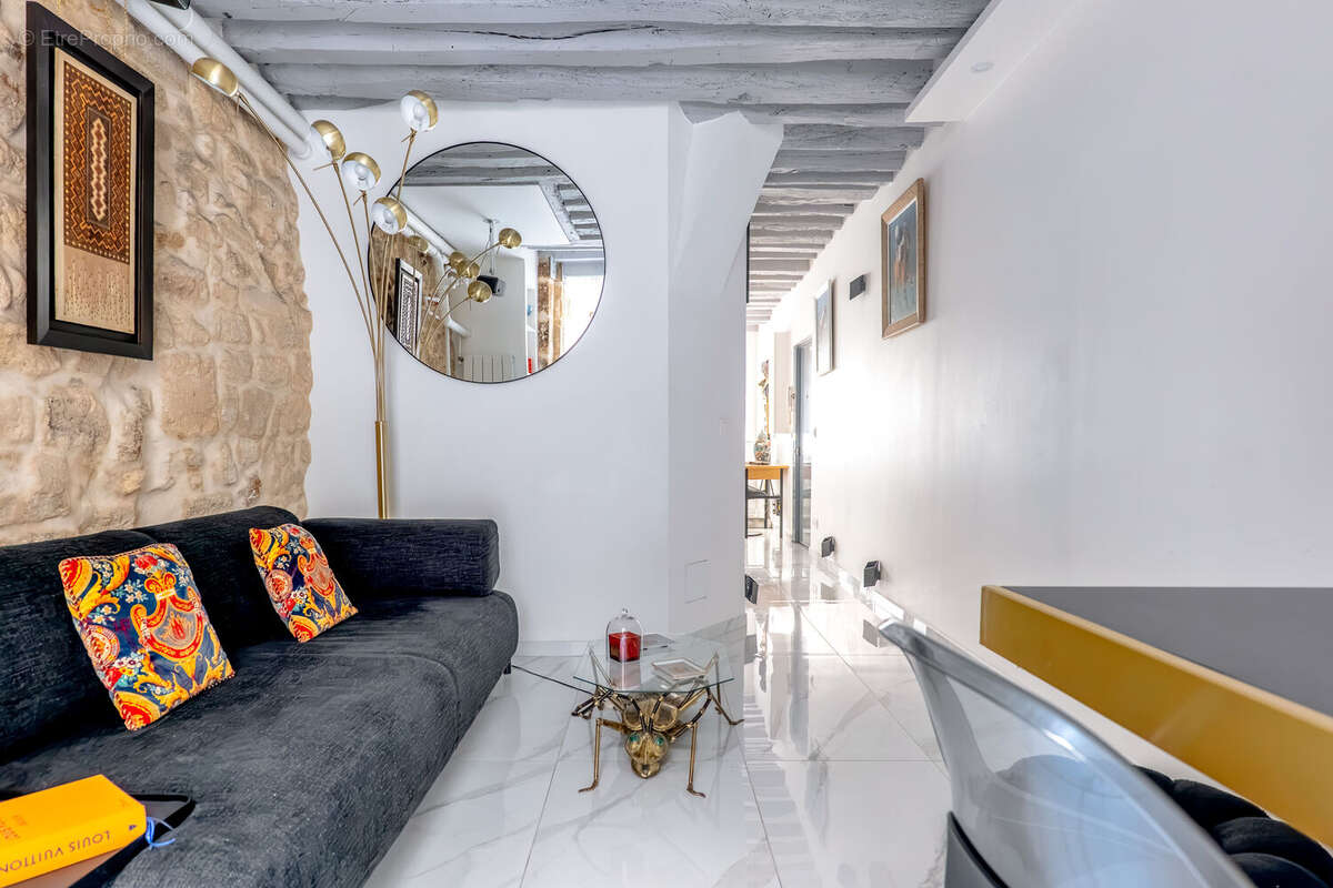 Appartement 59 m² à Paris-4e  - photo 8