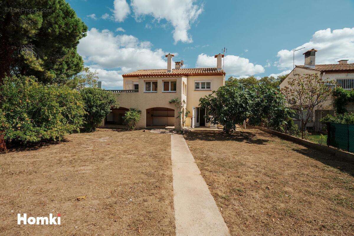 Maison à VILLENEUVE-LES-BEZIERS