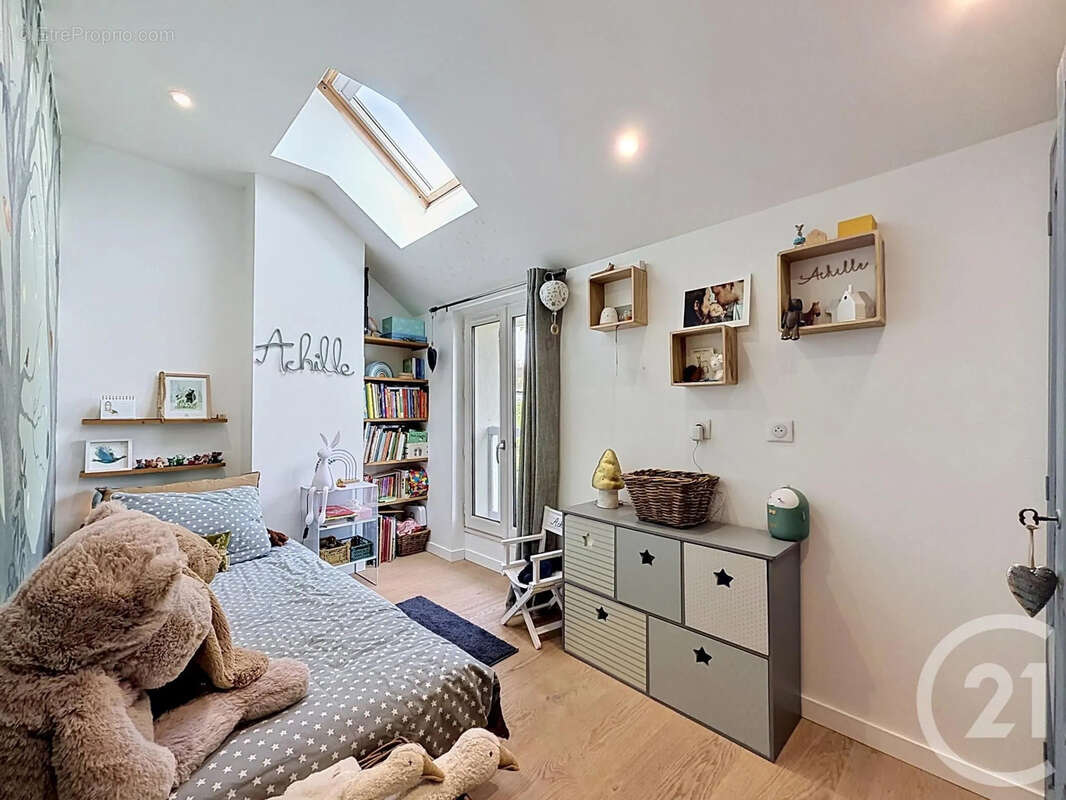 Maison 350 m² à Troyes  - photo 5