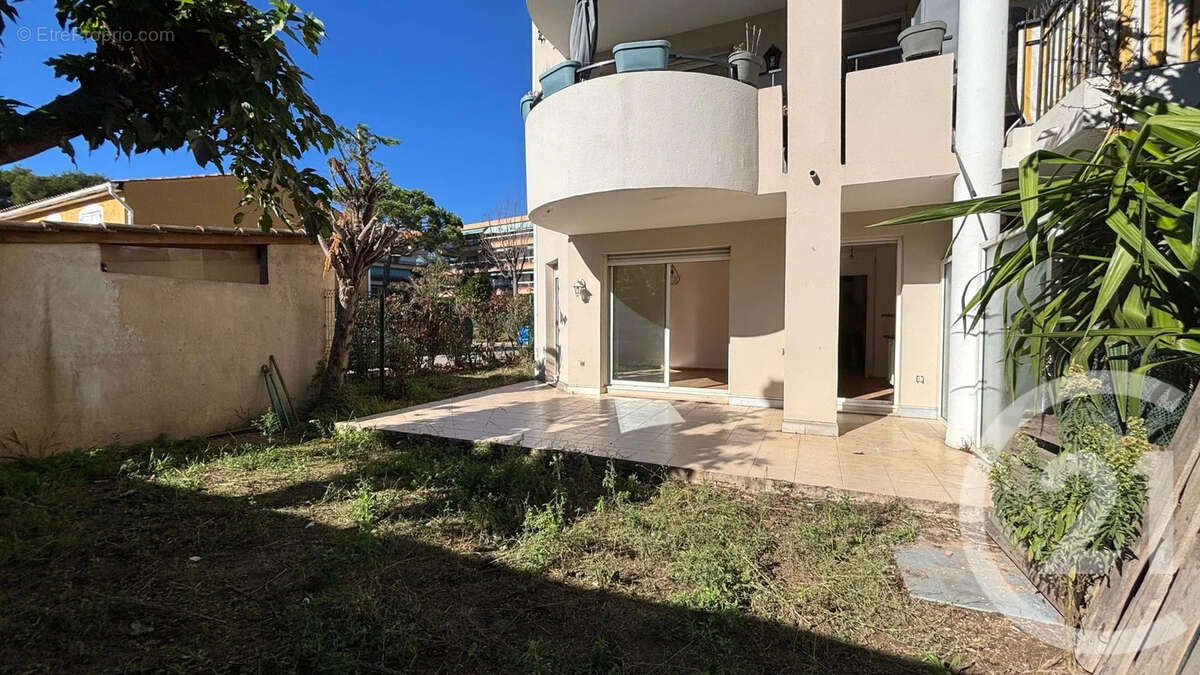 Appartement à LE CANNET