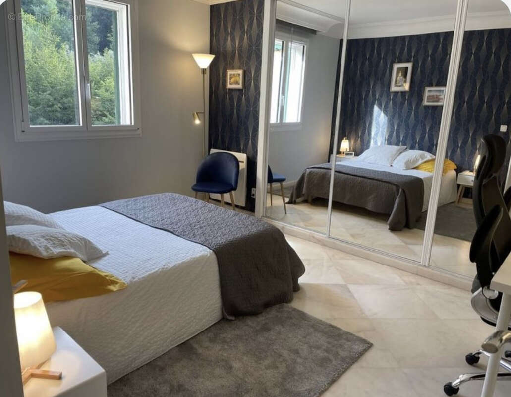 Appartement à MENTON