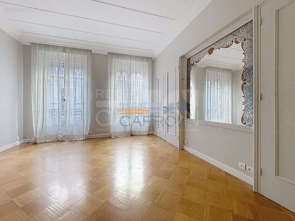 Appartement à LYON-1E