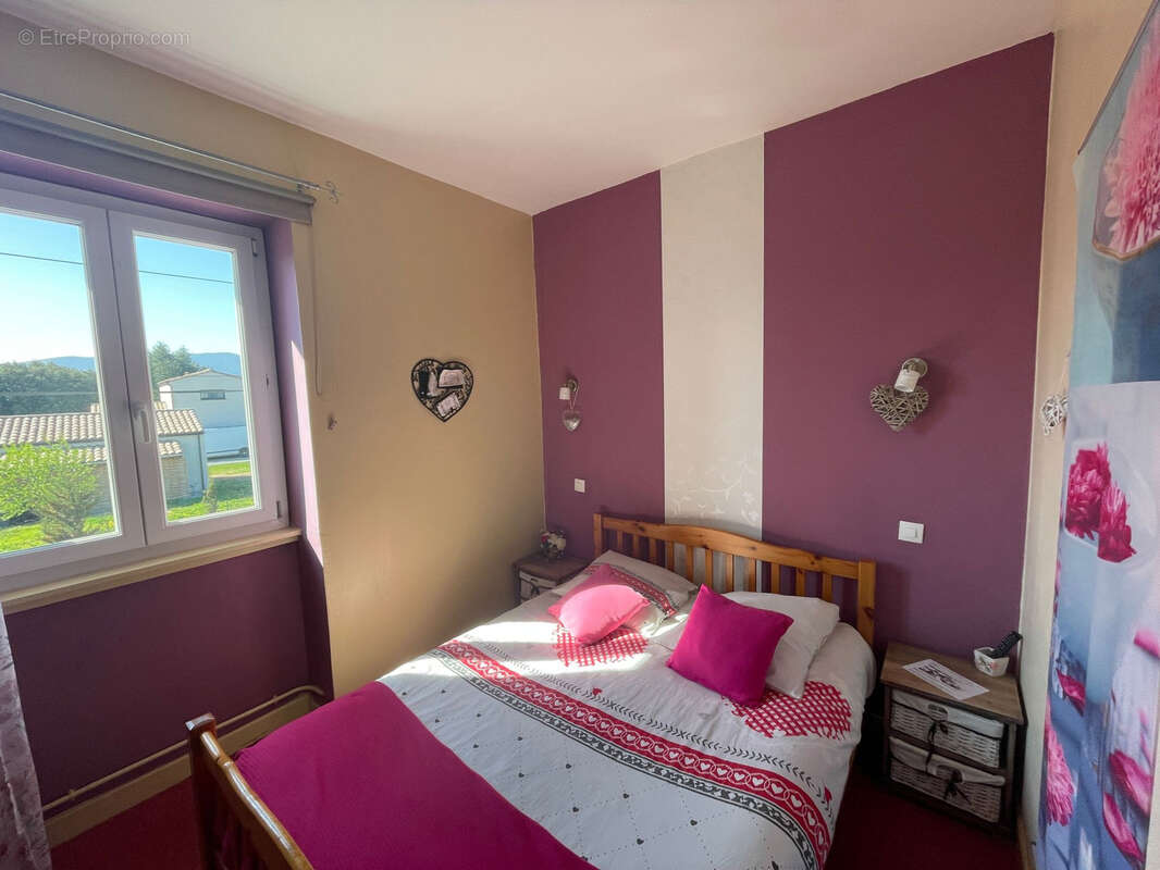 Commerce à MARSEILLETTE