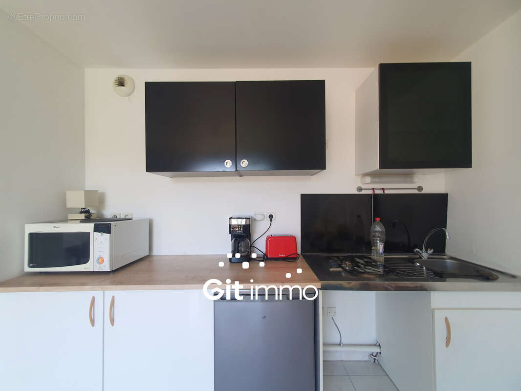 Appartement à MARSEILLE-4E