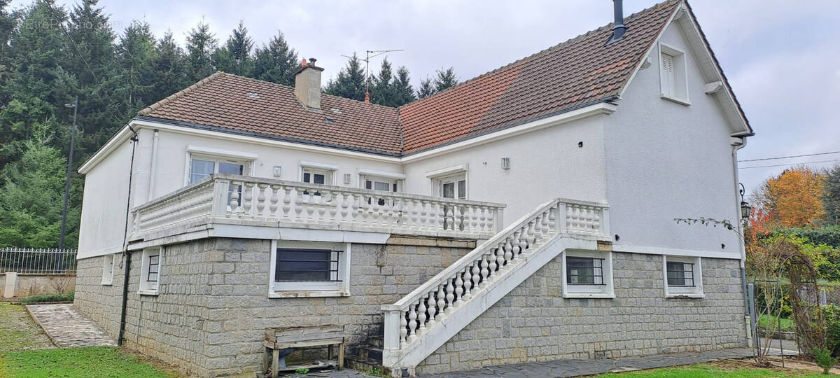 Maison à DAMIGNY