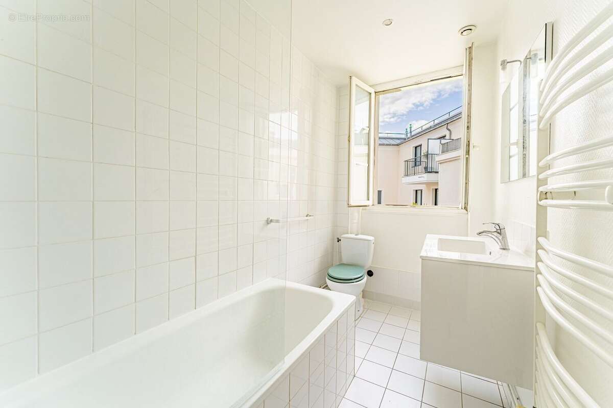 Appartement à COLOMBES