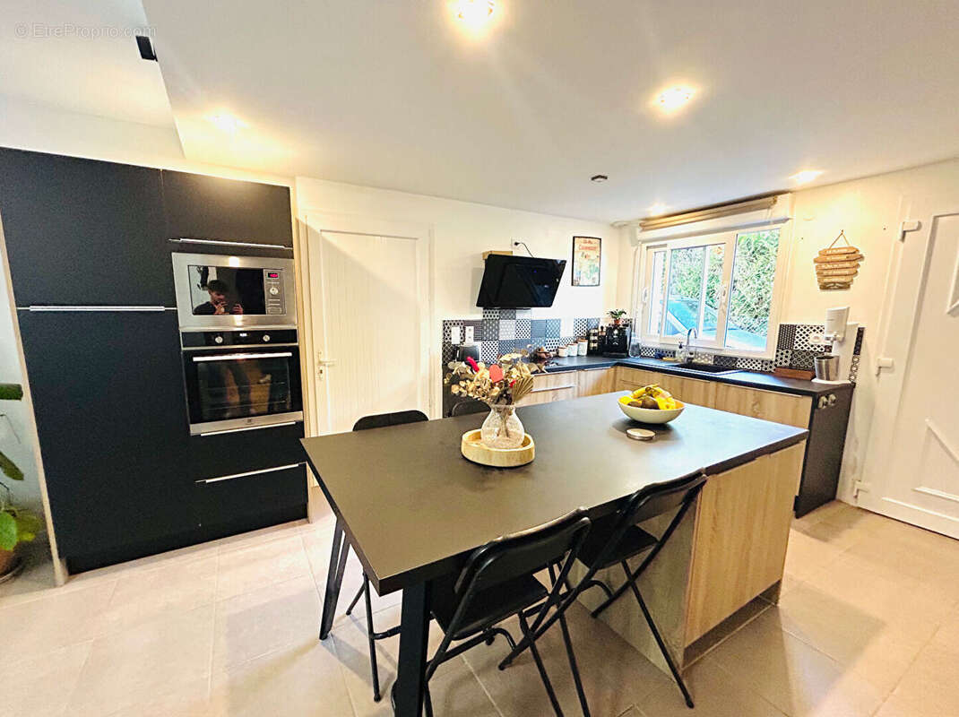 Maison à SAINT-MARTIN-DE-SEIGNANX