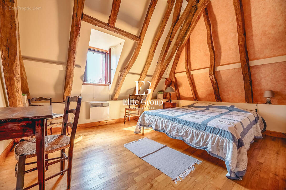 Maison à LE BUISSON-DE-CADOUIN