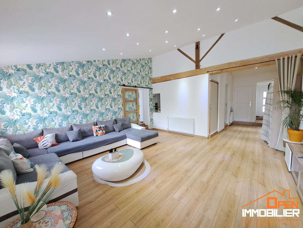 Maison à SAINT-BONNET